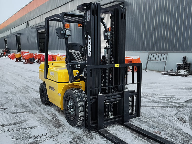 FD30 / 3 TON / 6600 lbs MONTACARGAS DIESEL