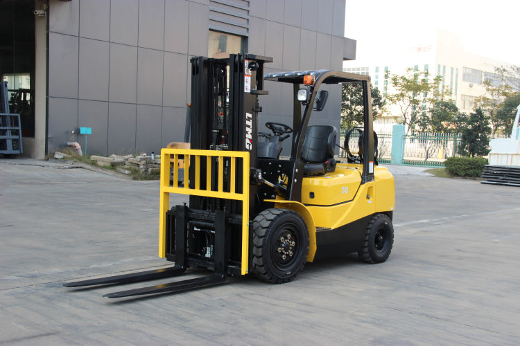 FB30/ 3.0 TON / 6600 lbs MONTACARGAS ELECTRICO